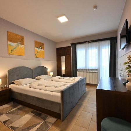 Hotel Lane Sjenica Exterior photo