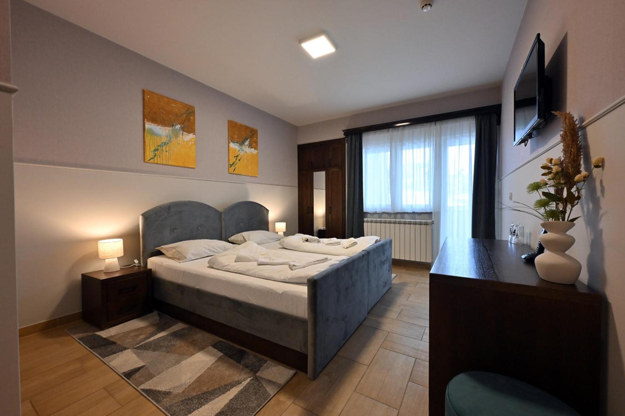 Hotel Lane Sjenica Exterior photo